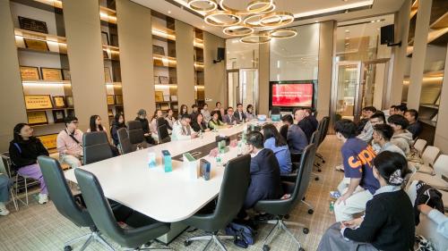 跨國(guó)交流啟新篇，共探產(chǎn)學(xué)研新路徑